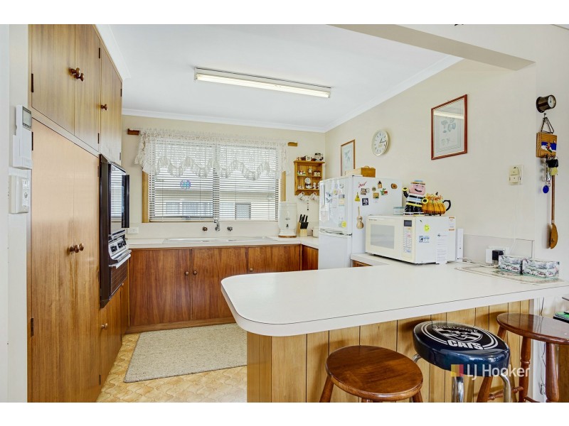 1 16B West Jenner Street, Wynyard TAS 7325