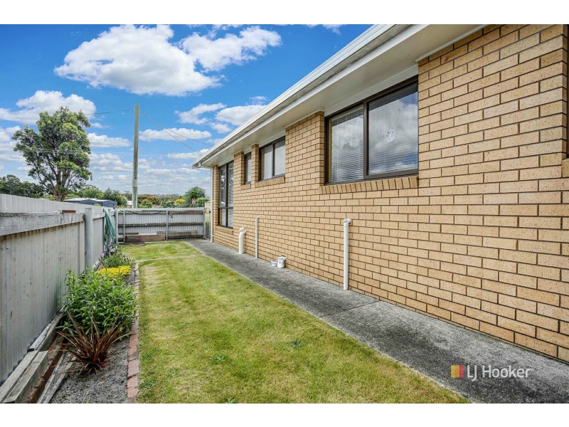 1 16B West Jenner Street, Wynyard TAS 7325