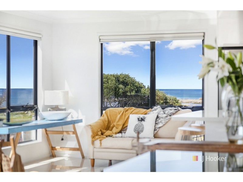 52 Old Bass Highway, Wynyard TAS 7325