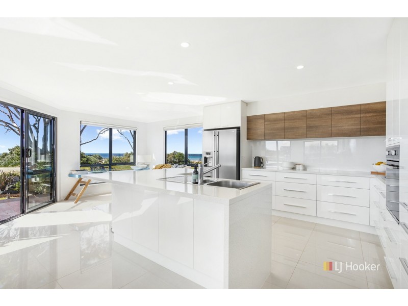 52 Old Bass Highway, Wynyard TAS 7325
