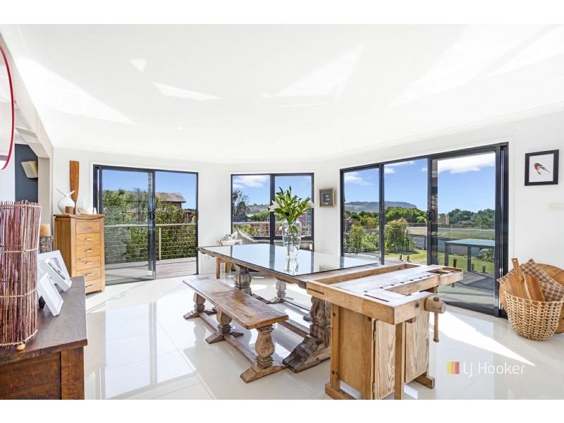 52 Old Bass Highway, Wynyard TAS 7325