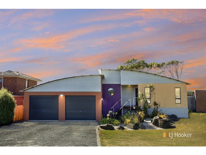 52 Old Bass Highway, Wynyard TAS 7325