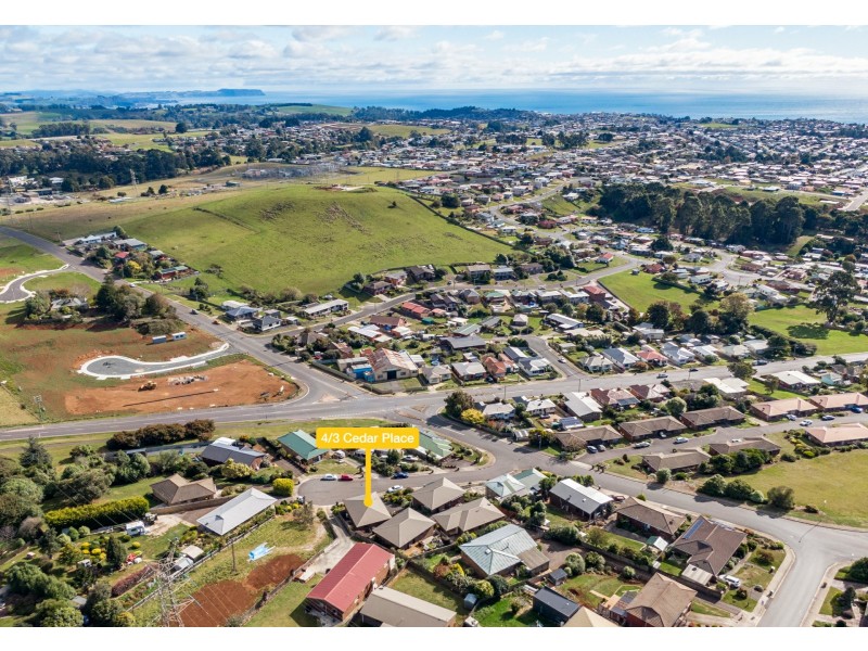 Unit 4/1-3 Cedar Place, Romaine TAS 7320