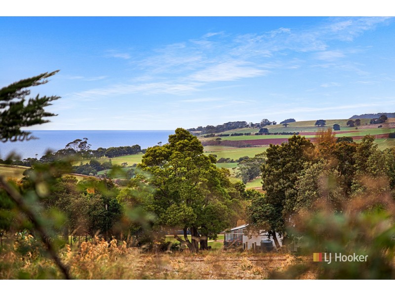 17416 Bass Highway, Boat Harbour TAS 7321