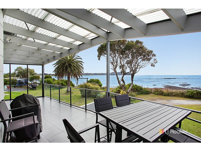 64 Old Bass Highway, Wynyard TAS 7325