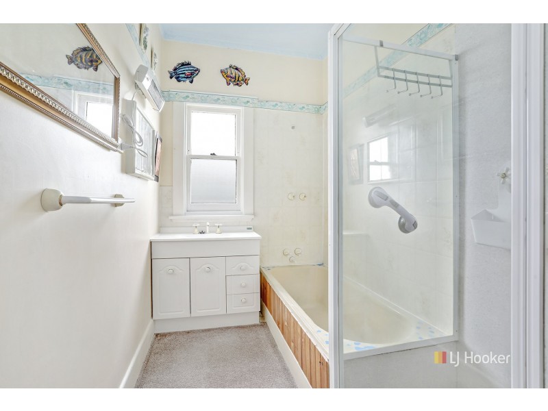 28 Saundridge Road, Cooee TAS 7320