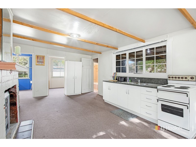 2 Cumming Street, Sisters Beach TAS 7321