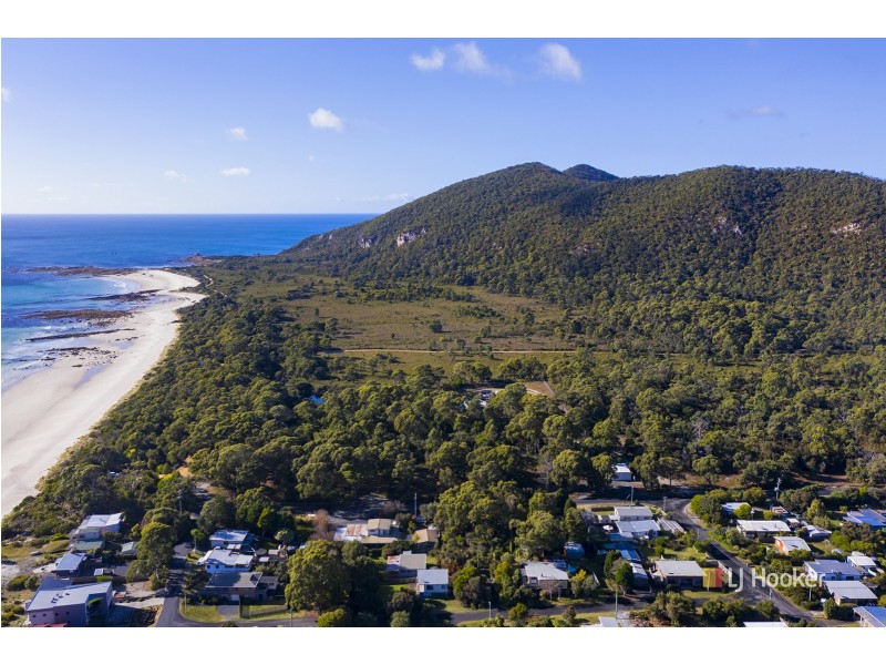 2 Cumming Street, Sisters Beach TAS 7321