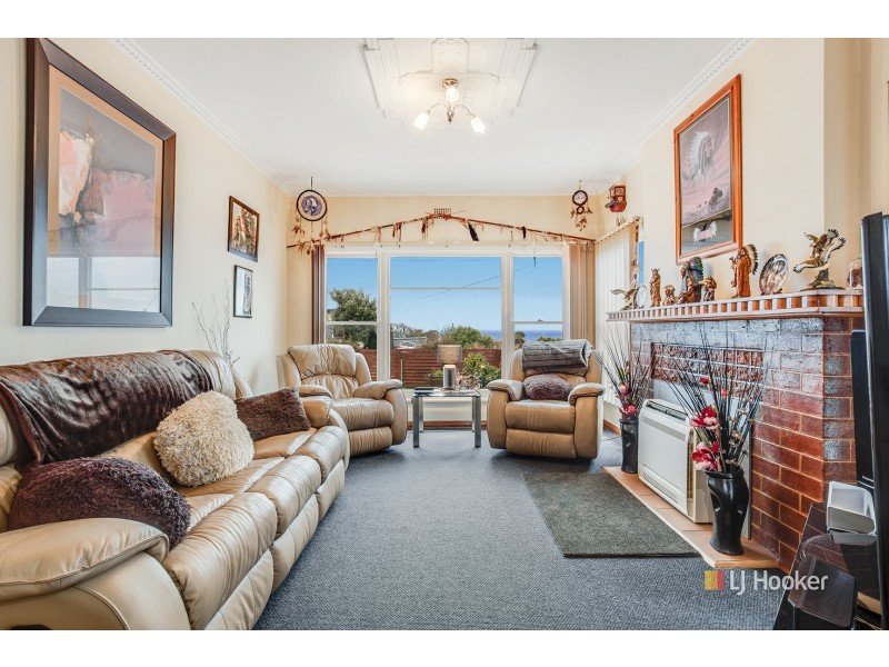 50 Simpson Street, Somerset TAS 7322