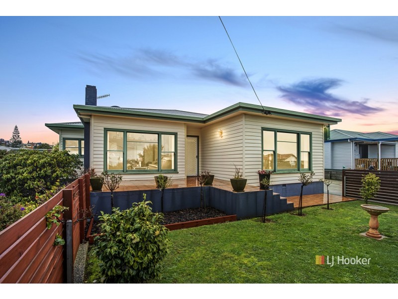 50 Simpson Street, Somerset TAS 7322