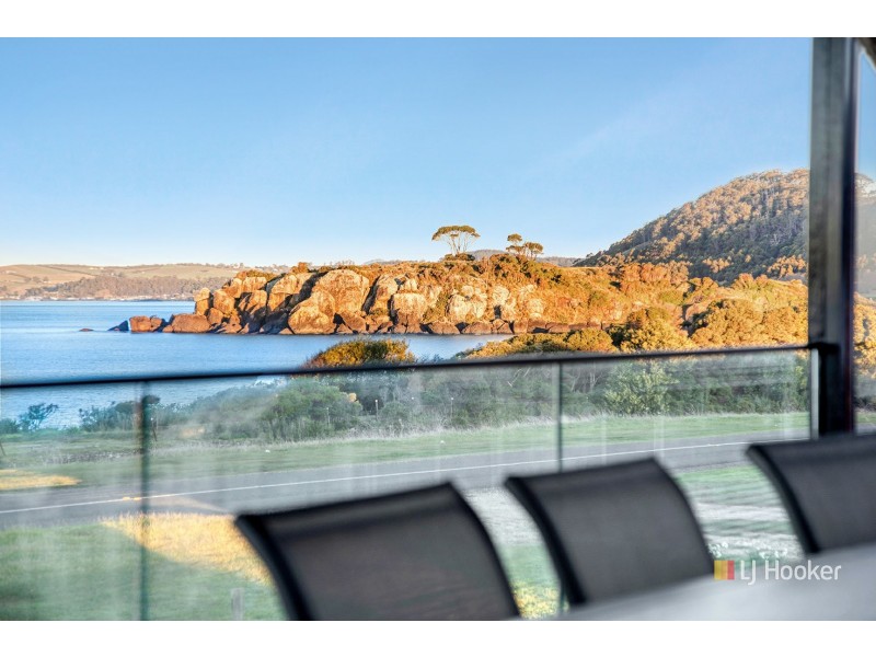 225 Old Bass Highway, Doctors Rocks TAS 7325