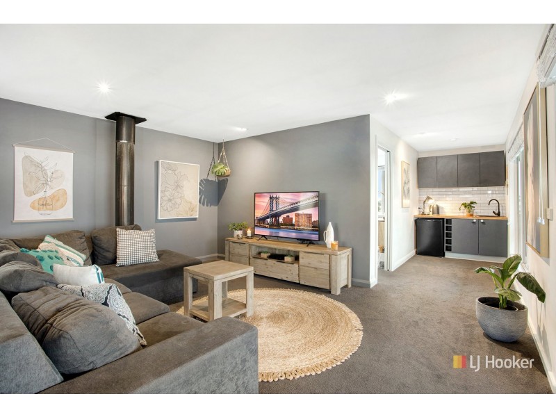 225 Old Bass Highway, Doctors Rocks TAS 7325