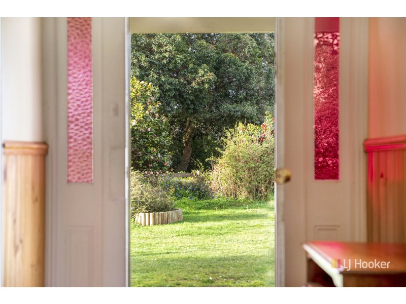 16817 Bass Highway, Flowerdale TAS 7325