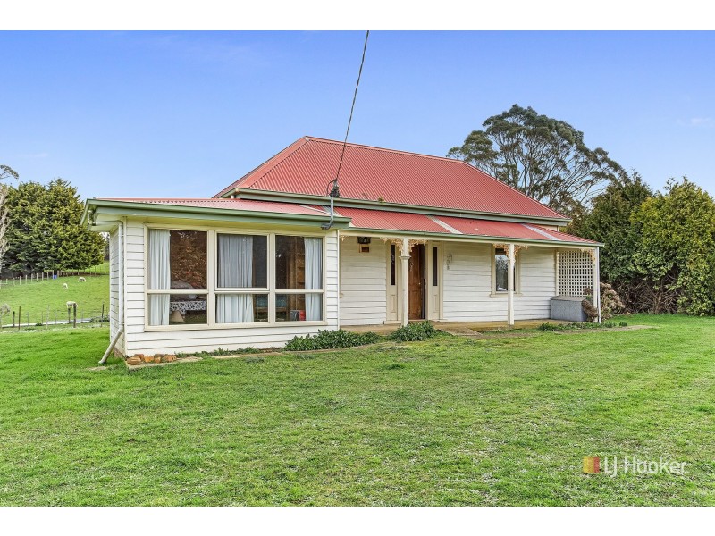 16817 Bass Highway, Flowerdale TAS 7325