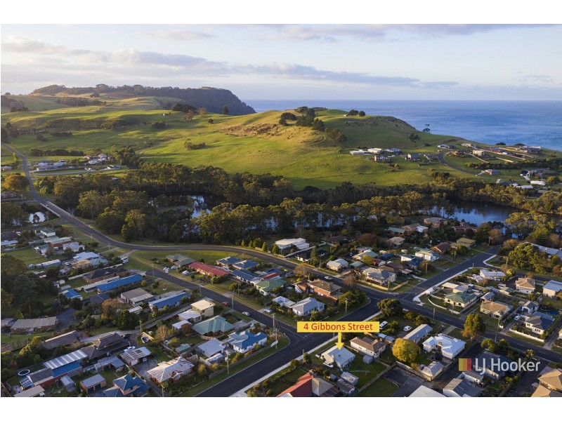 4 Gibbons Street, Wynyard TAS 7325