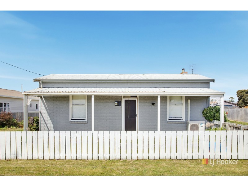 4 Gibbons Street, Wynyard TAS 7325