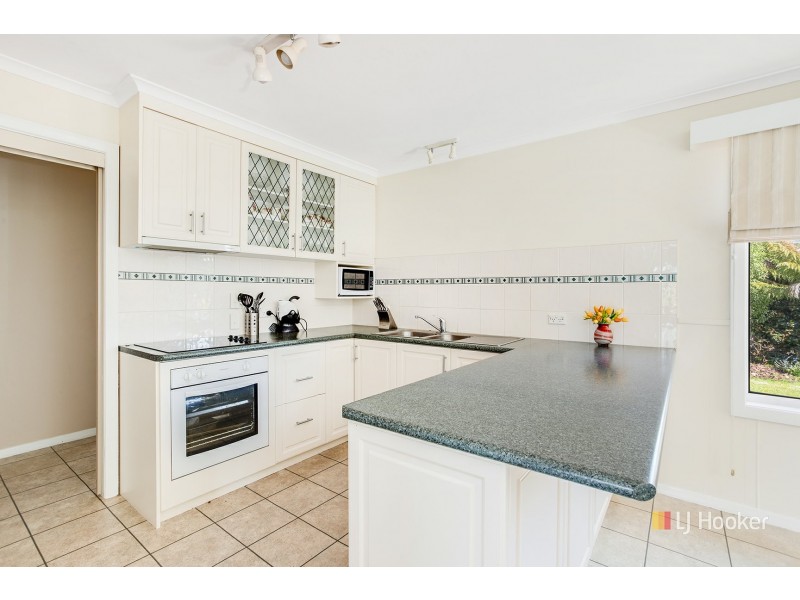 5 Sunset Avenue, Wynyard TAS 7325