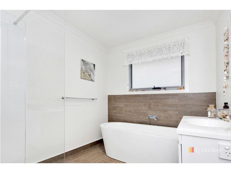 3/50 Raglan Street, Somerset TAS 7322