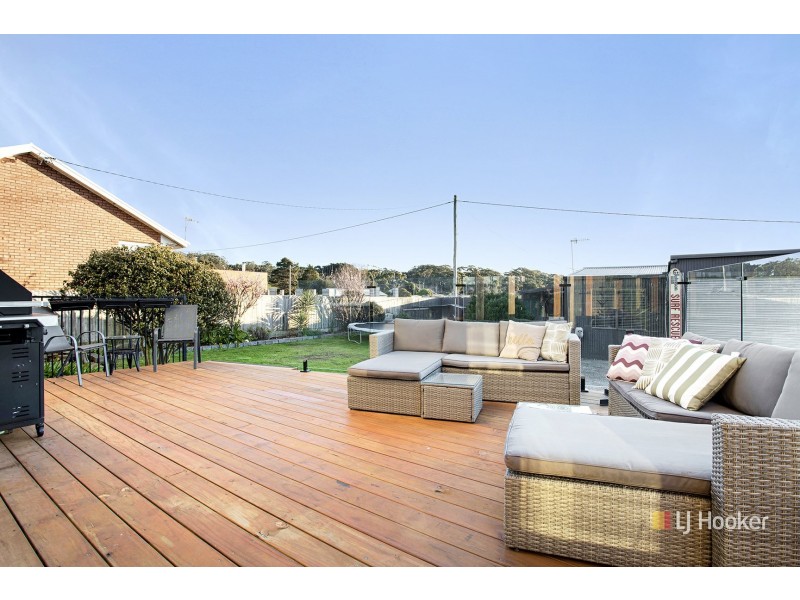 225 Old Bass Highway, Doctors Rocks TAS 7325