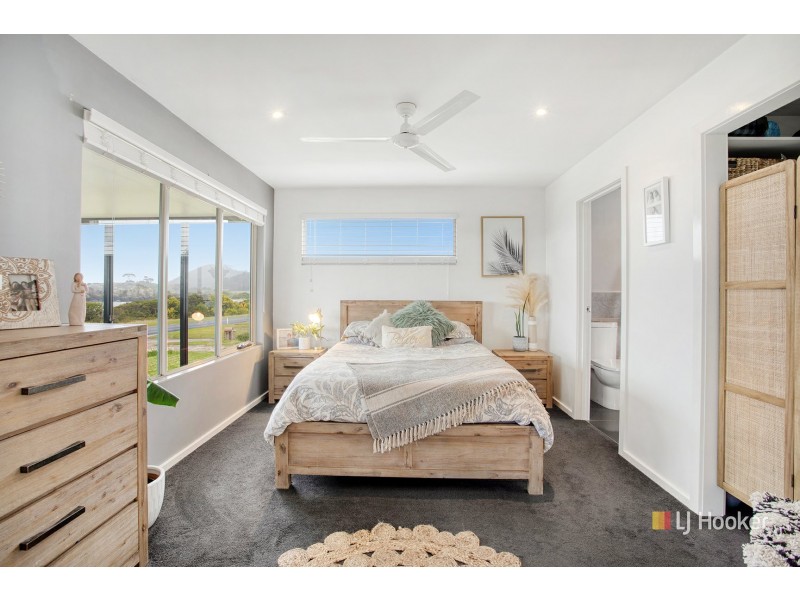 225 Old Bass Highway, Doctors Rocks TAS 7325