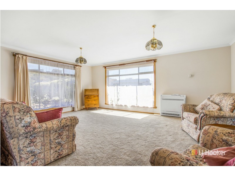 15 Freestone Crescent, Wynyard TAS 7325