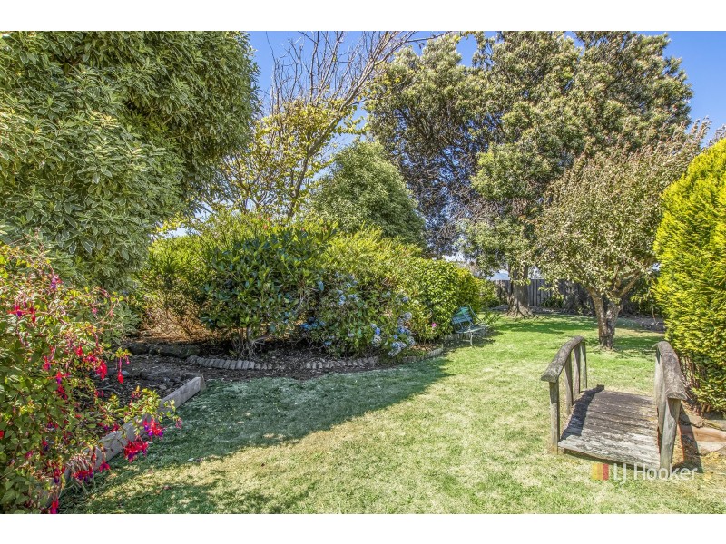 15 Freestone Crescent, Wynyard TAS 7325