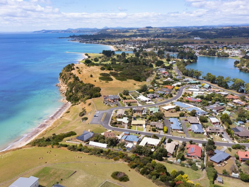 15 Freestone Crescent, Wynyard TAS 7325