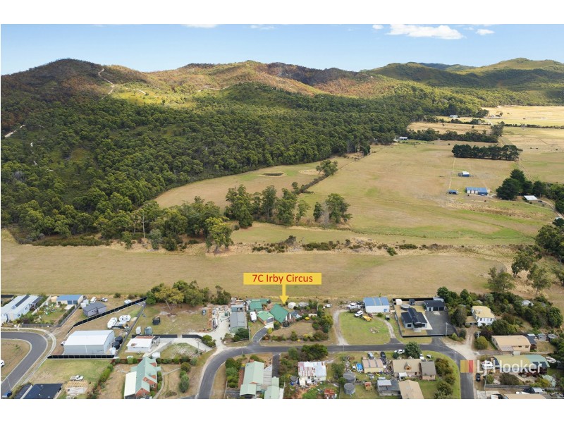 7c Irbys Circus, Sisters Beach TAS 7321