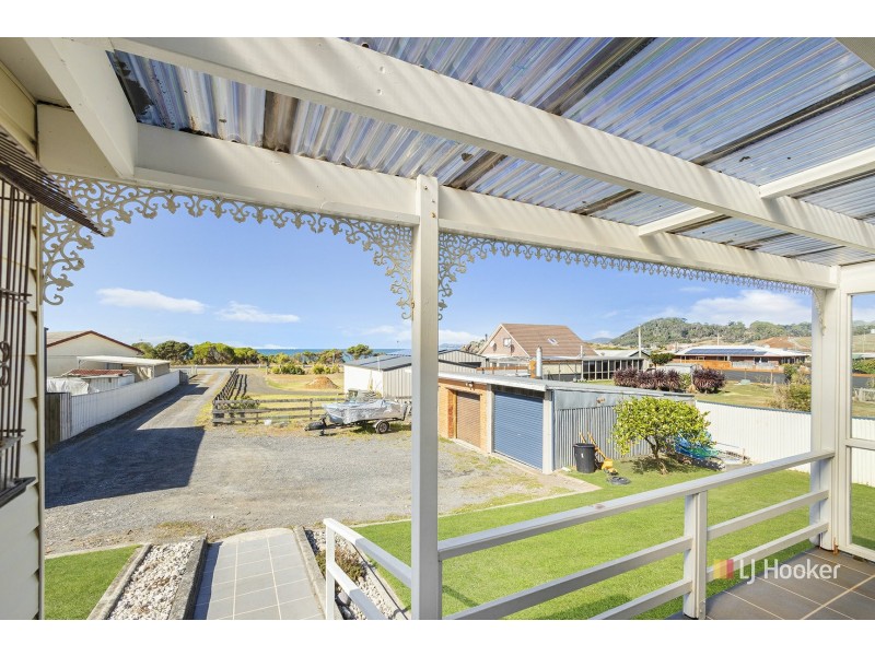 235 Old Bass Highway, Wynyard TAS 7325