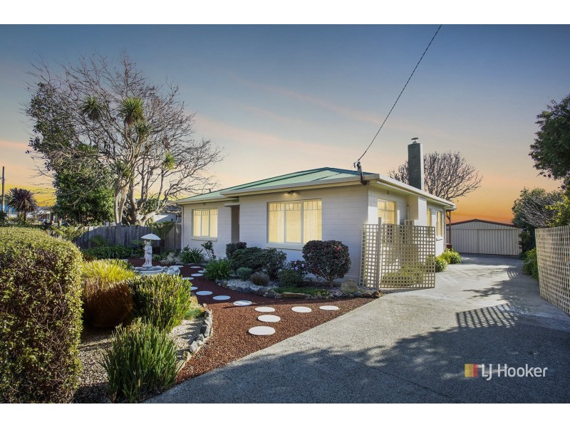 30 Saundridge Road, Cooee TAS 7320
