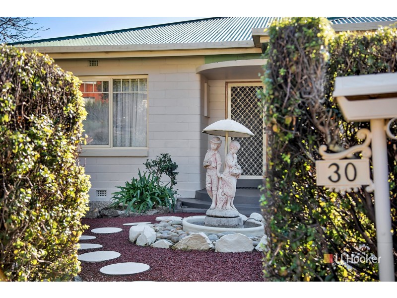 30 Saundridge Road, Cooee TAS 7320