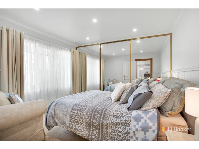 30 Saundridge Road, Cooee TAS 7320