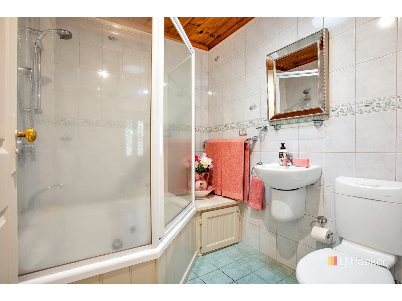 30 Saundridge Road, Cooee TAS 7320