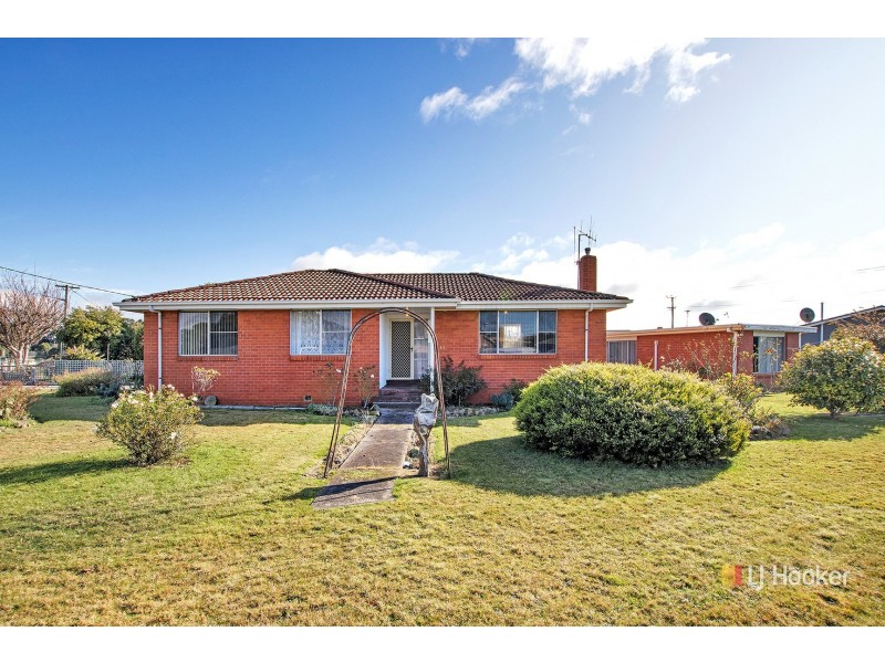 12 Southern Place, Somerset TAS 7322