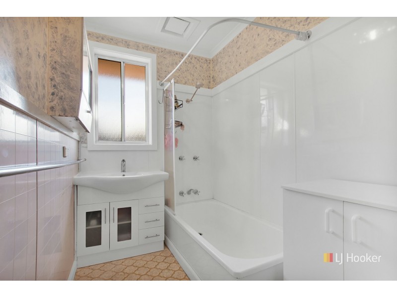 12 Southern Place, Somerset TAS 7322