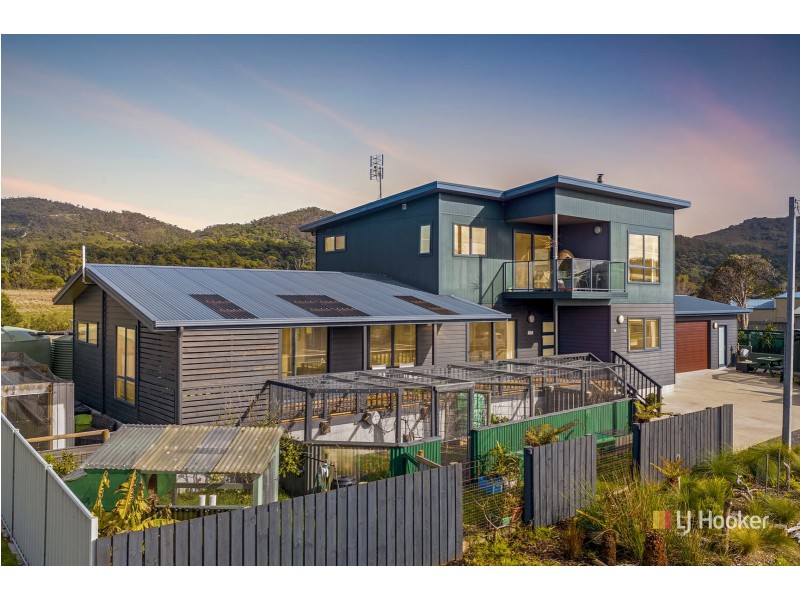 54 Irby Boulevard, Sisters Beach TAS 7321
