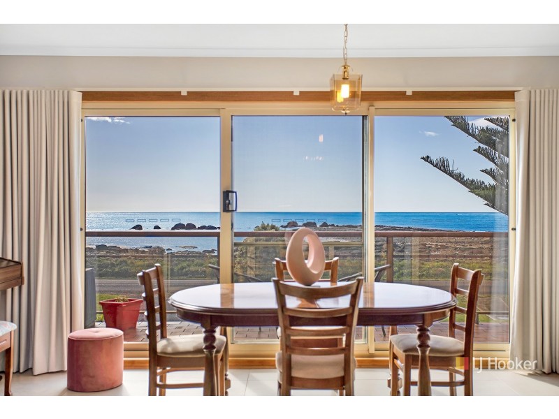 213 Old Bass Highway, Wynyard TAS 7325