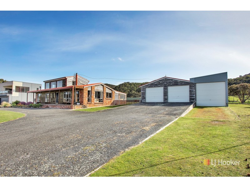 120 Irby Boulevard, Sisters Beach TAS 7321