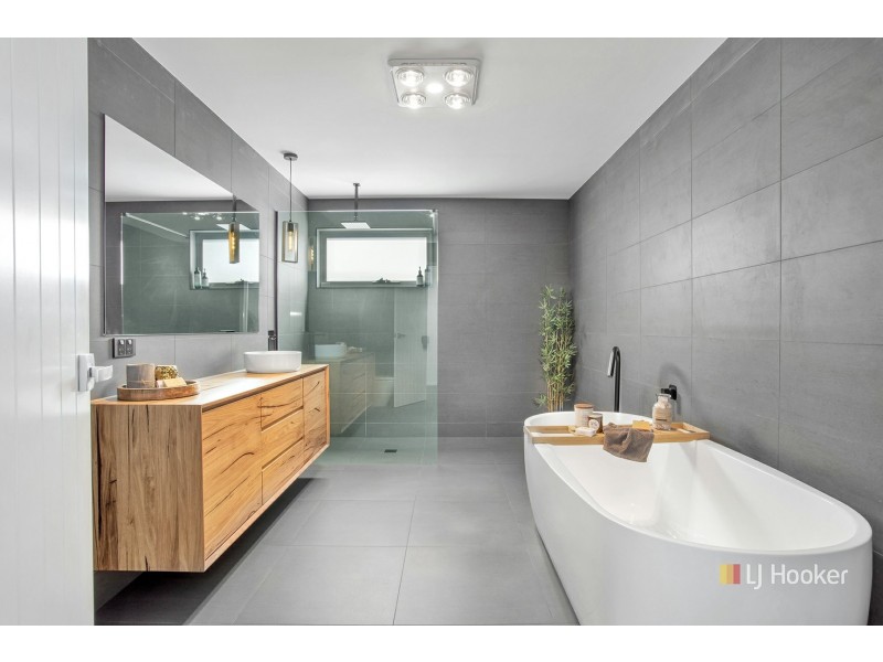 3 Irby Boulevard, Sisters Beach TAS 7321