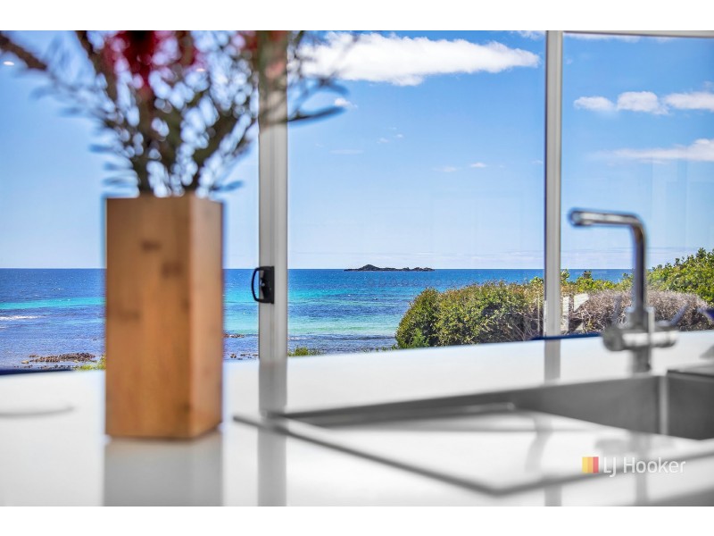107 Irby Boulevard, Sisters Beach TAS 7321