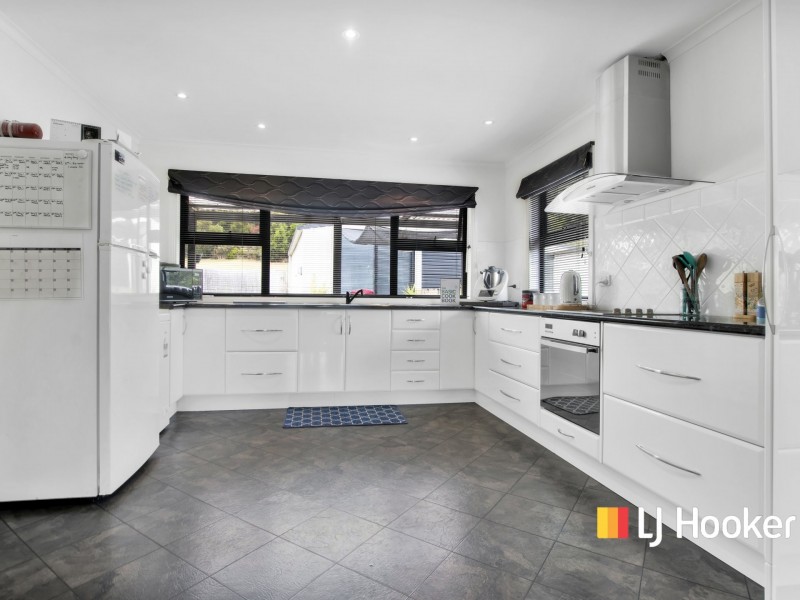 7 Henry Street, Somerset TAS 7322