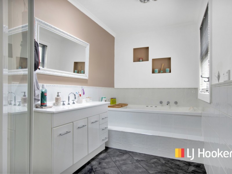 7 Henry Street, Somerset TAS 7322