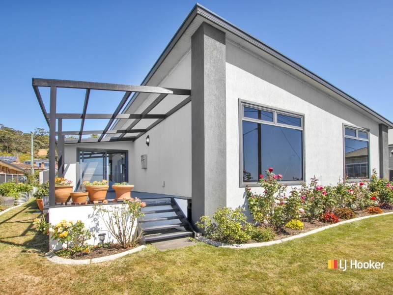13 Bass Highway, Parklands TAS 7320