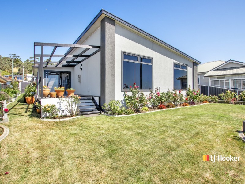 13 Bass Highway, Parklands TAS 7320