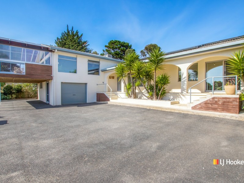 173a Old Bass Highway, Wynyard TAS 7325