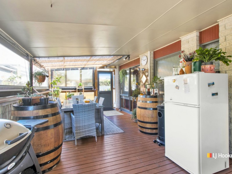 11 Lyons Street, Somerset TAS 7322