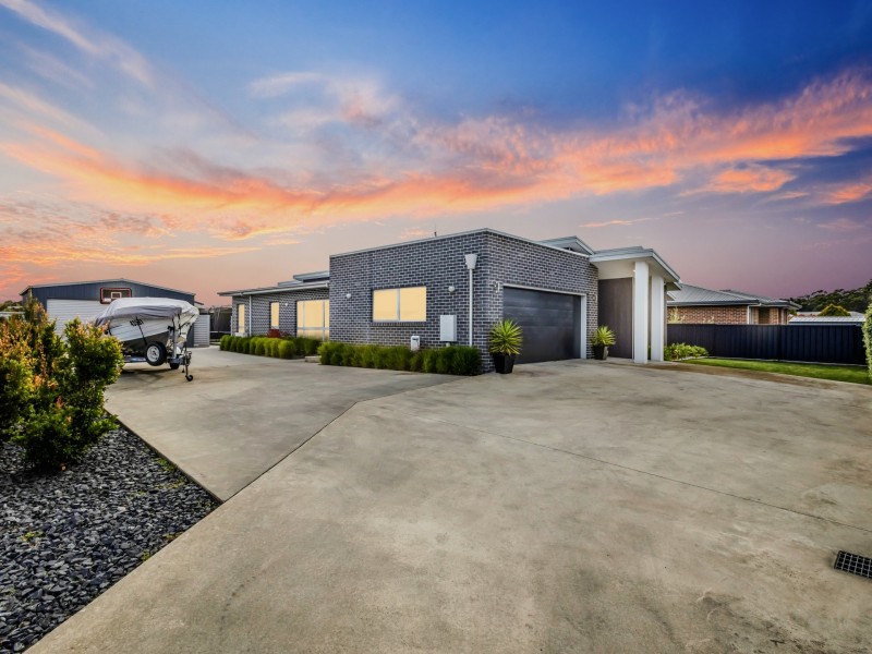 11 Yulambi Court, Wynyard TAS 7325