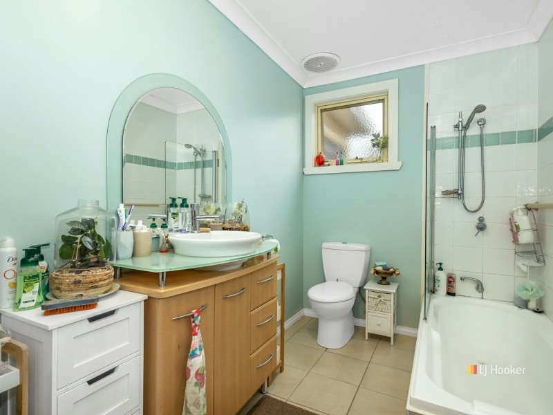 25 Quiggin Street, Wynyard TAS 7325
