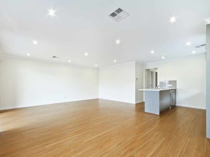 8 Desoto Drive, Port Willunga SA 5173