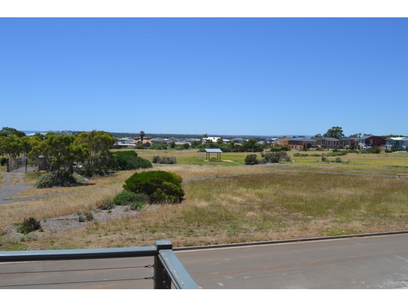 30 Arcadia Crescent, Sellicks Beach SA 5174